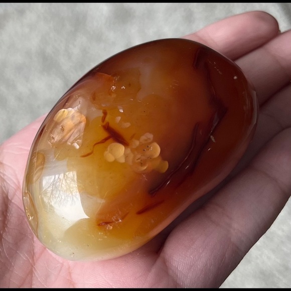 Carnelian Palm Stone - Picture 9 of 17
